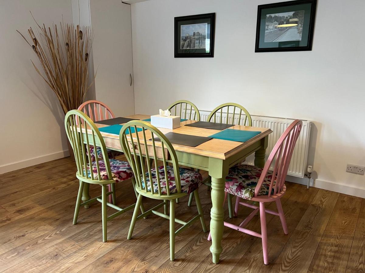 Beautiful Apartment,No 1, With Parking Ilfracombe Eksteriør bilde